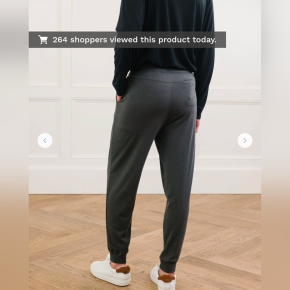 Cozy Earth Gray Athletic Joggers with Tapered Fit and Elastic Cuffs. New. XXL - Picture 2 of 9